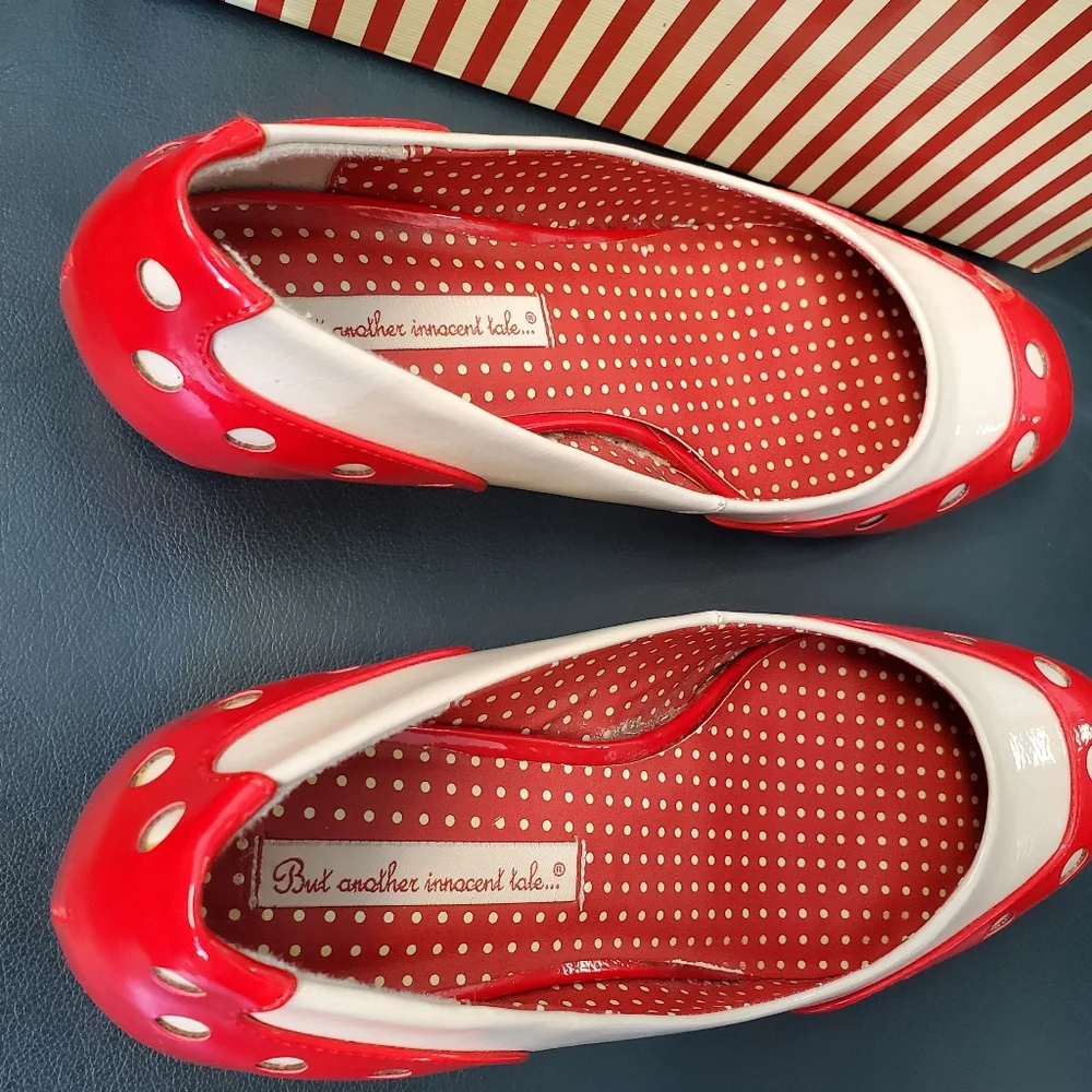 B.A.I.T. slip on low heel pumps - Picture 5 of 9